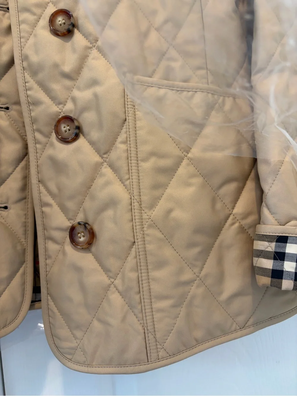 NEW size M Burberry Beige Quilted Trench Coat with Check Trim - Picture 2 of 8